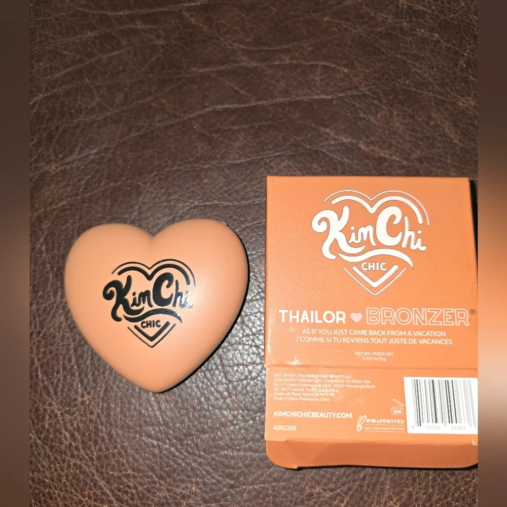 NWT‎ KimChi chic Thailor Bronzer